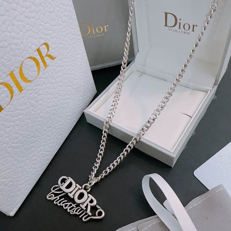 Dior Necklace 04lyr194 (1)